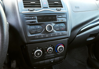 Подержанный автомобиль LADA (ВАЗ) Granta Wagon 2019 года (13 фото)