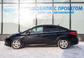 Подержанный автомобиль Ford Focus Sedan 2012 года (2 фото)