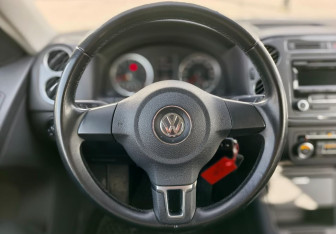 Подержанный автомобиль Volkswagen Tiguan 2013 года (12 фото)