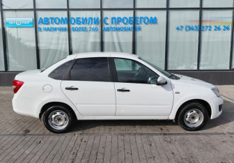 Подержанный автомобиль LADA (ВАЗ) Granta Sedan 2017 года (6 фото)