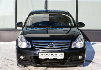 Подержанный автомобиль Nissan Almera Sedan 2013 года (8 фото)