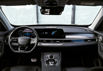 Подержанный автомобиль Chery Tiggo 8 Pro Max 2024 года (18 фото)