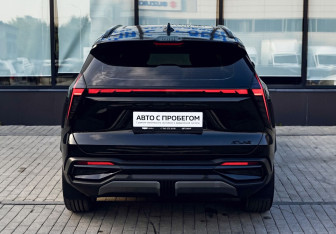 Подержанный автомобиль Geely Atlas 2024 года (4 фото)