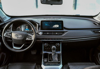 Подержанный автомобиль Chery Tiggo 8 2021 года (20 фото)