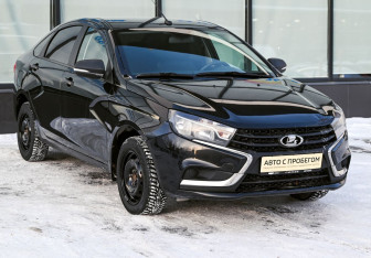 Подержанный автомобиль LADA (ВАЗ) Vesta Sedan 2021 года (7 фото)