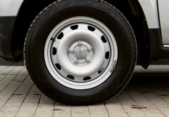 Подержанный автомобиль Renault Duster 2014 года (19 фото)