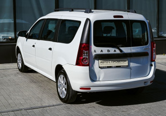 Подержанный автомобиль LADA (ВАЗ) Largus Wagon 2024 года (3 фото)