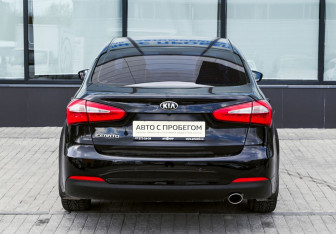 Подержанный автомобиль Kia Cerato Sedan 2013 года (4 фото)