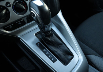 Подержанный автомобиль Ford Focus Sedan 2012 года (14 фото)