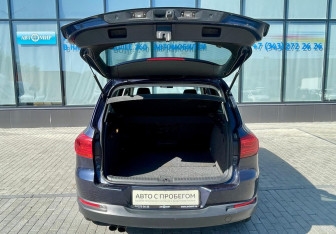 Подержанный автомобиль Volkswagen Tiguan 2011 года (16 фото)