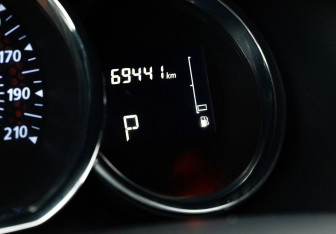 Подержанный автомобиль Renault Sandero 2021 года (15 фото)