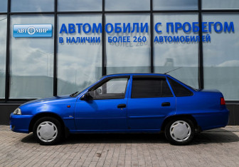 Подержанный автомобиль Daewoo Nexia Sedan 2013 года (2 фото)