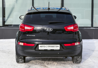 Подержанный автомобиль Kia Sportage 2011 года (4 фото)