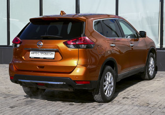 Подержанный автомобиль Nissan X-Trail 2019 года (5 фото)