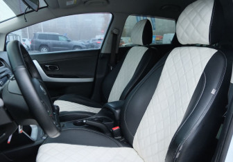 Подержанный автомобиль Kia Ceed Wagon 2014 года (17 фото)