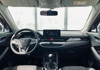 Подержанный автомобиль Москвич 3 2023 года (13 фото)