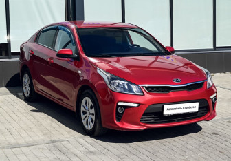 Подержанный автомобиль Kia Rio Sedan 2018 года (7 фото)
