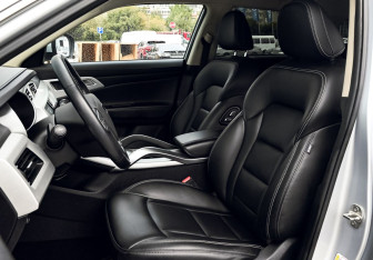 Подержанный автомобиль Geely Atlas 2019 года (16 фото)