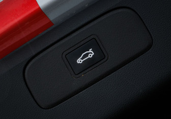 Подержанный автомобиль Geely Coolray 2021 года (21 фото)