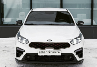 Подержанный автомобиль Kia Cerato Sedan 2021 года (8 фото)