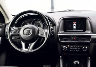 Подержанный автомобиль Mazda CX-5 2015 года (18 фото)