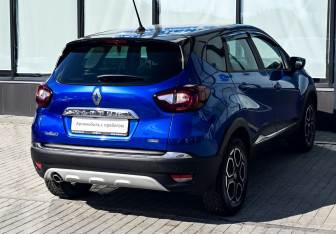 Подержанный автомобиль Renault Kaptur 2020 года (5 фото)