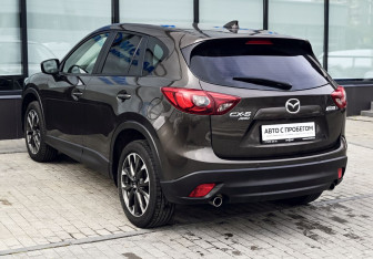 Подержанный автомобиль Mazda CX-5 2015 года (3 фото)