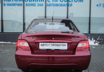 Подержанный автомобиль Daewoo Nexia Sedan 2011 года (4 фото)