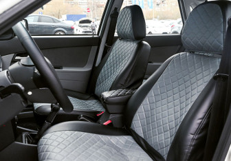 Подержанный автомобиль LADA (ВАЗ) Priora Sedan 2010 года (14 фото)