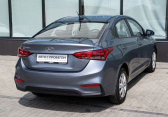 Подержанный автомобиль Hyundai Solaris Sedan 2017 года (5 фото)