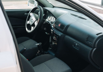 Подержанный автомобиль Skoda Octavia Liftback 2010 года (10 фото)