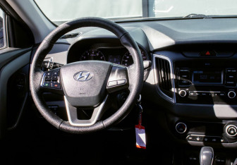 Подержанный автомобиль Hyundai Creta 2020 года (19 фото)