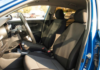 Подержанный автомобиль Kia Rio Sedan 2019 года (16 фото)