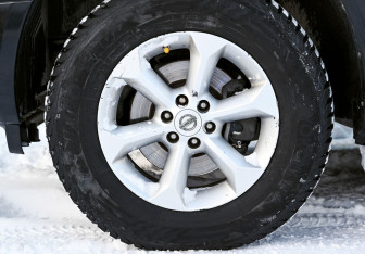 Подержанный автомобиль Nissan Pathfinder 2008 года (19 фото)