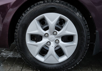 Подержанный автомобиль Hyundai Solaris Sedan 2013 года (21 фото)