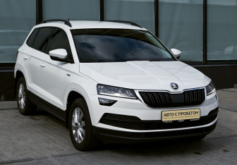 Подержанный автомобиль Skoda Karoq 2021 года (7 фото)