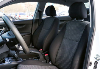Подержанный автомобиль Kia Rio Sedan 2019 года (15 фото)