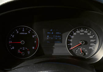 Подержанный автомобиль Kia Sportage 2017 года (18 фото)