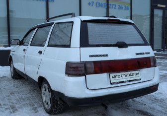 Подержанный автомобиль LADA (ВАЗ) 2111 2000 года (3 фото)