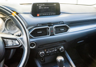 Подержанный автомобиль Mazda CX-5 2018 года (17 фото)