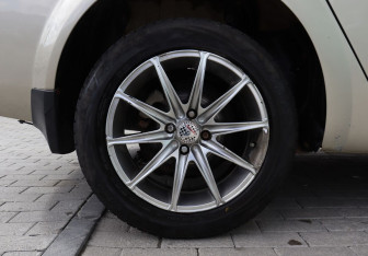 Подержанный автомобиль Renault Megane Sedan 2007 года (19 фото)