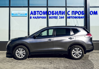 Подержанный автомобиль Nissan X-Trail 2016 года (2 фото)