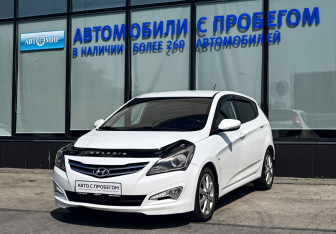 Подержанный автомобиль Hyundai Solaris Hatchback 2014 года (1 фото)