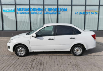 Подержанный автомобиль LADA (ВАЗ) Granta Sedan 2017 года (2 фото)