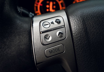 Подержанный автомобиль Toyota Auris Hatchback 2008 года (10 фото)