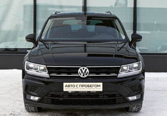 Подержанный автомобиль Volkswagen Tiguan 2018 года (8 фото)
