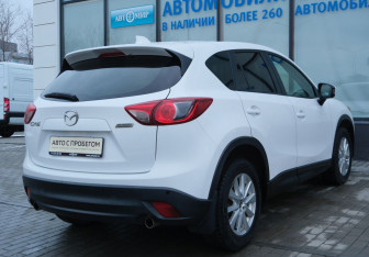 Подержанный автомобиль Mazda CX-5 2012 года (5 фото)