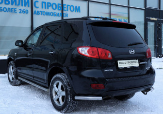Подержанный автомобиль Hyundai Santa Fe 2006 года (3 фото)