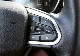 Подержанный автомобиль Belgee X70 2024 года (14 фото)