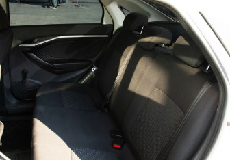 Подержанный автомобиль LADA (ВАЗ) Vesta Sedan 2018 года (17 фото)
